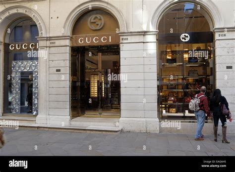 gucci venezia outlet|More.